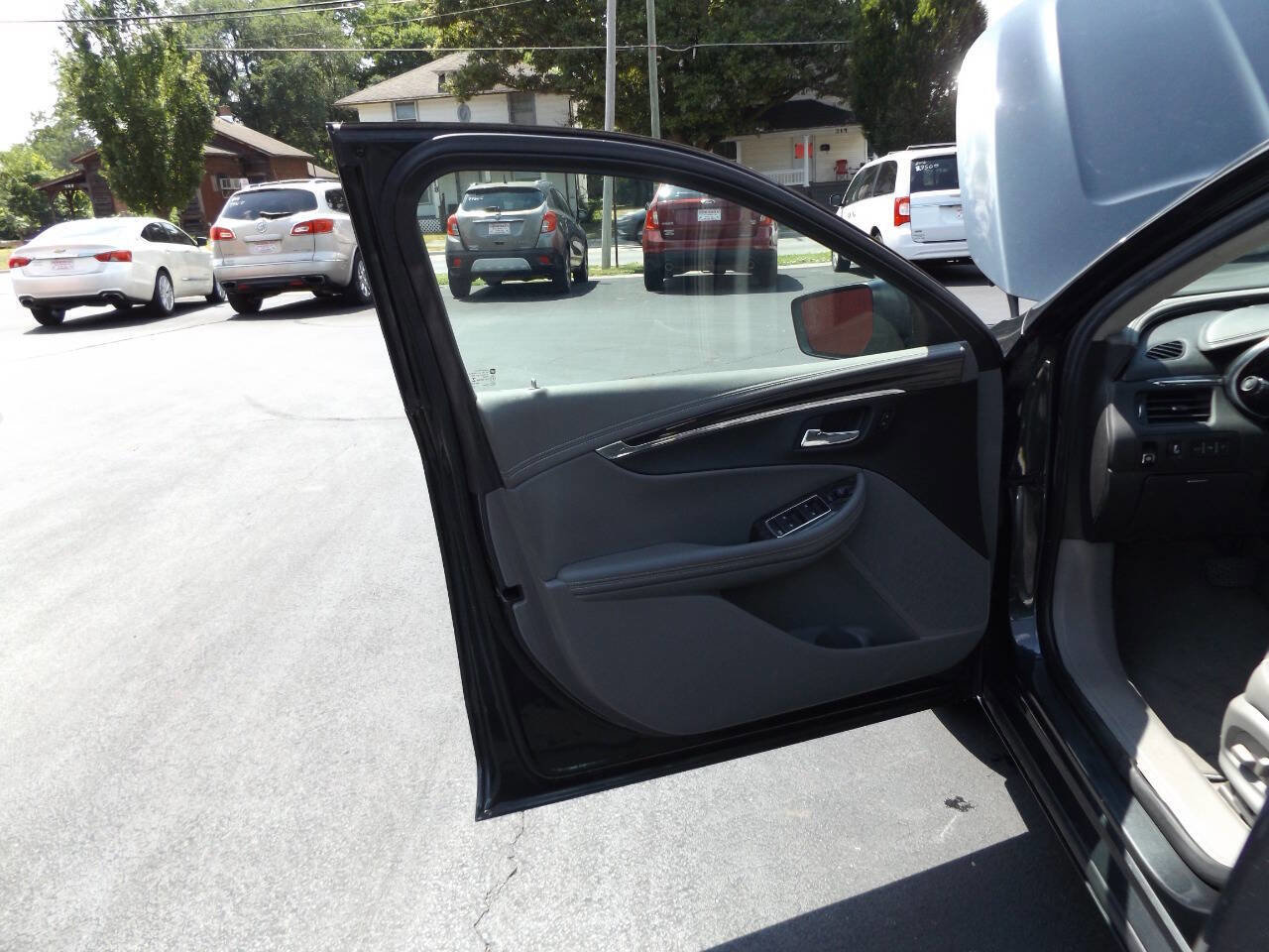 Used 2014 Chevrolet Impala LT w/ Premium Seating Package image 19