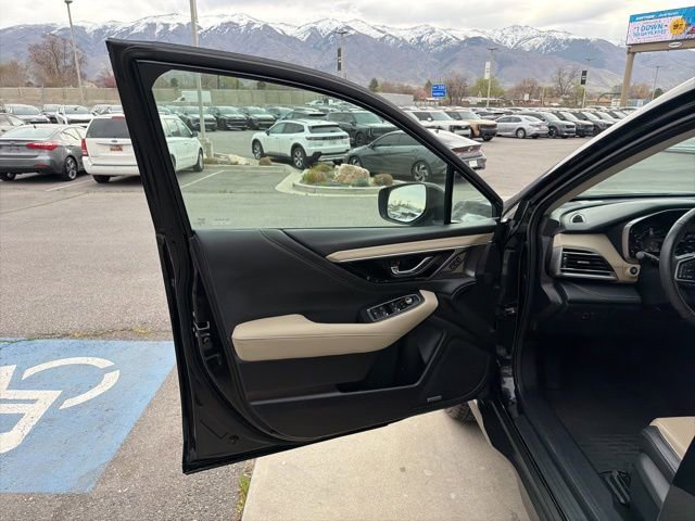 Used 2024 Subaru Outback Limited image 10