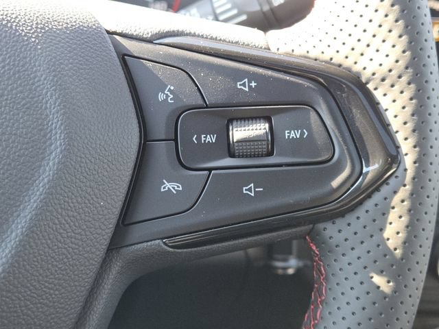 New 2026 Chevrolet Trax RS w/ Sunroof Package FWD image 14