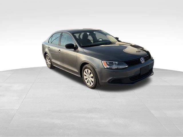 Used 2014 Volkswagen Jetta S image 3