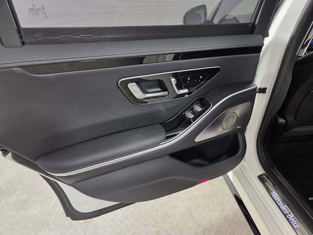 Certified 2022 Mercedes-Benz S 500 4MATIC image 23