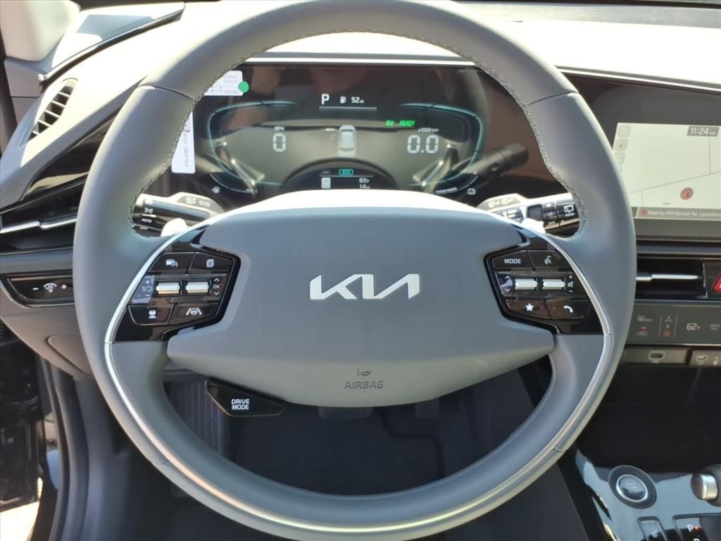 New 2025 Kia Niro EX image 19