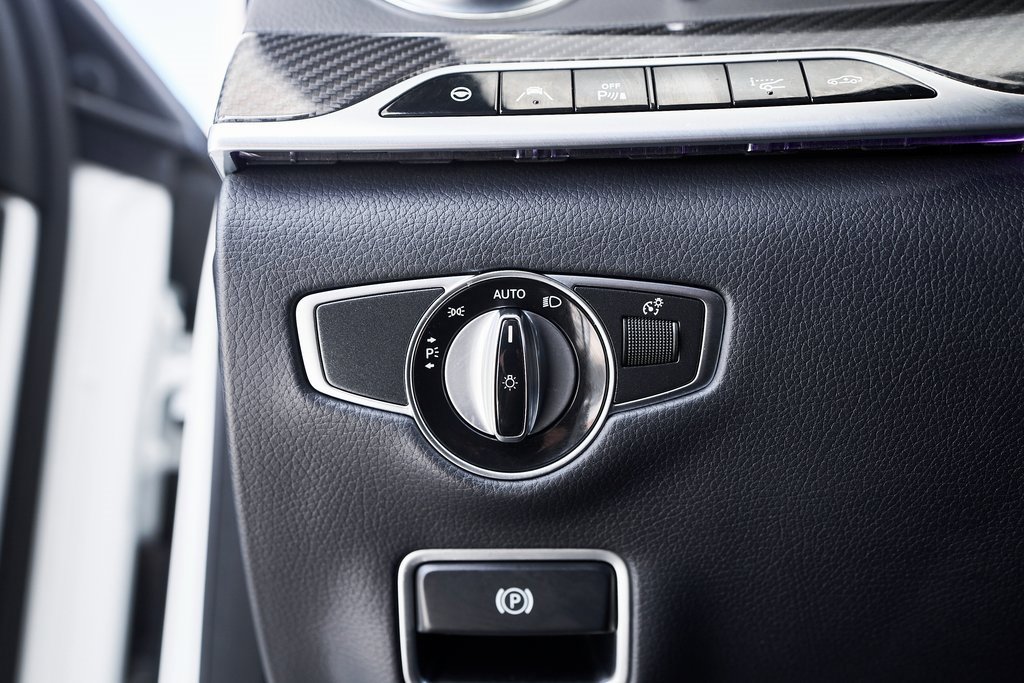 Used 2020 Mercedes-Benz S 63 AMG 4MATIC Sedan image 33