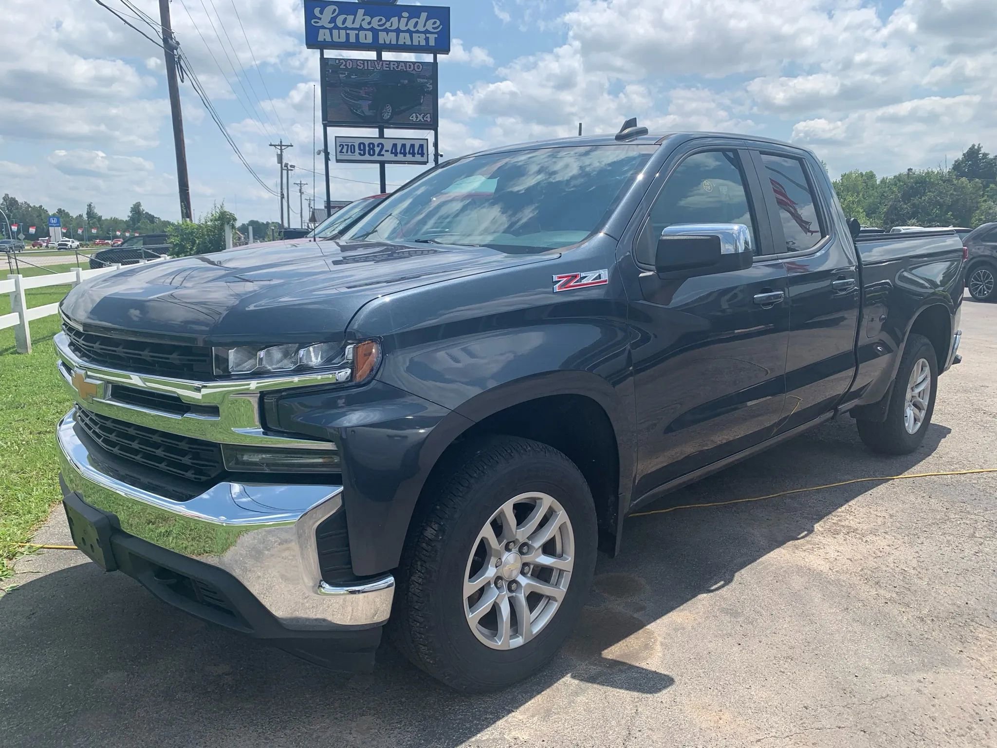 Used 2019 Chevrolet Silverado 1500 LT w/ All-Star Edition image 3