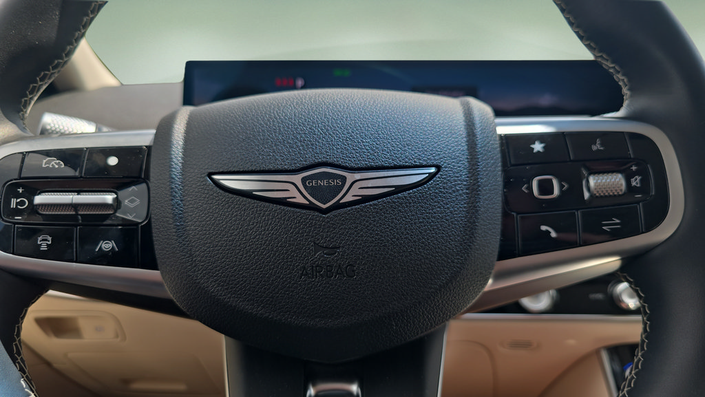 New 2026 Genesis GV70 2.5T AWD/4WD image 17