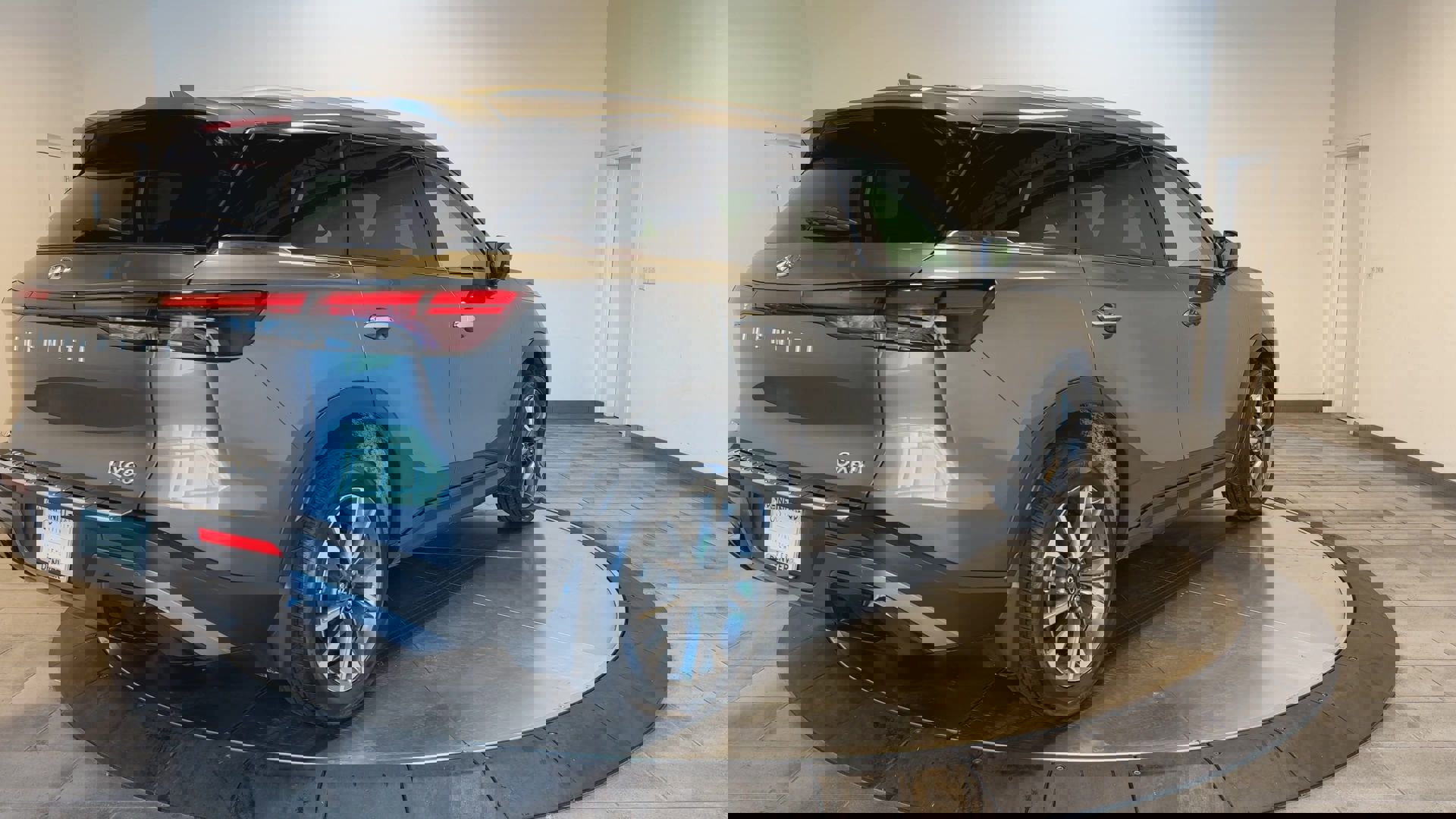 Certified 2023 INFINITI QX60 Luxe w/ Cargo Package image 7