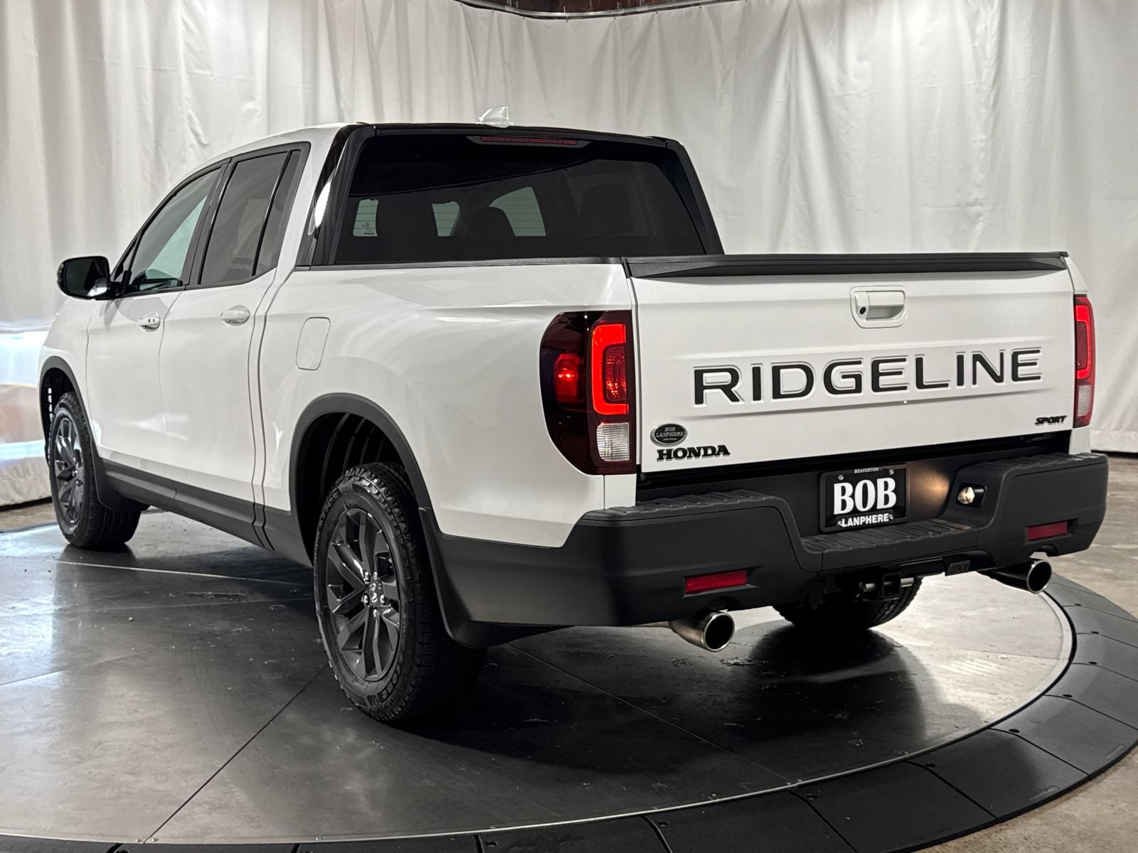 Used 2024 Honda Ridgeline Sport image 9