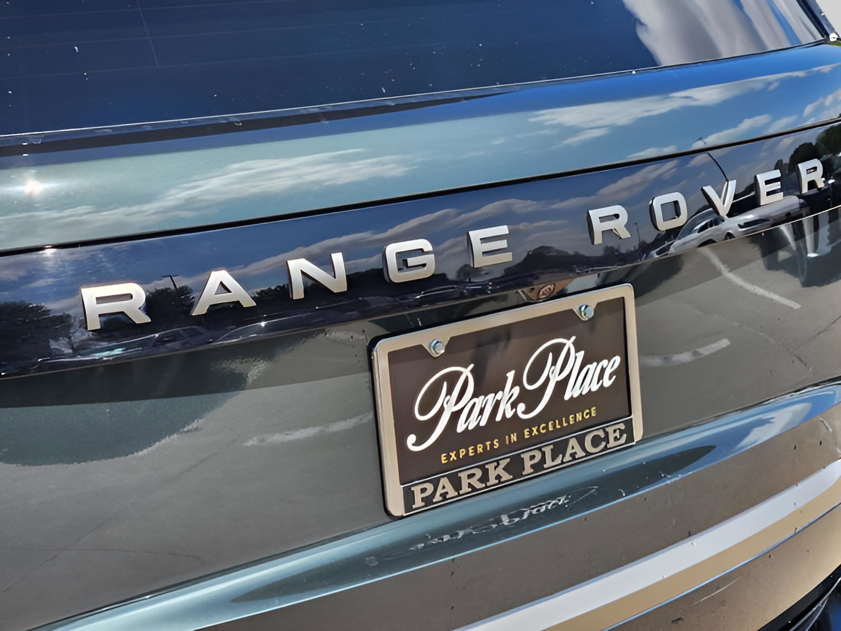 Used 2023 Land Rover Range Rover SE image 43