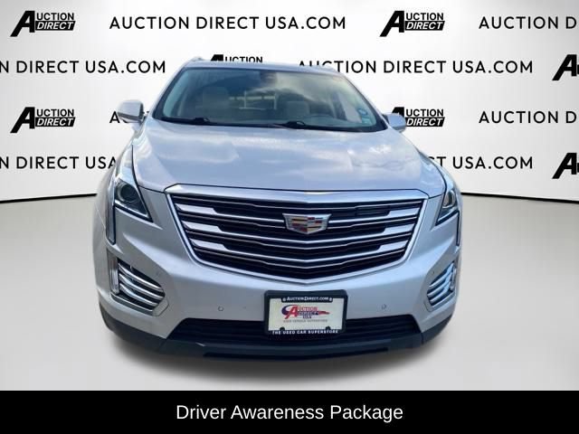 Used 2017 Cadillac XT5 Luxury w/ Driver Awareness Package image 5