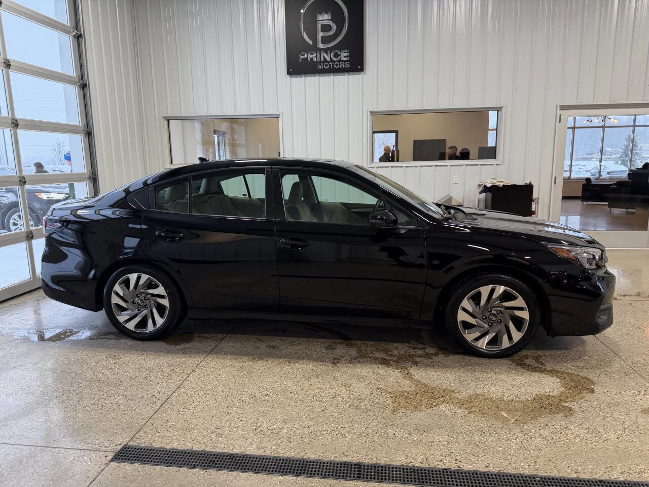 Used 2023 Subaru Legacy Limited image 40