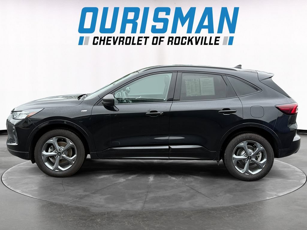 Used 2023 Ford Escape ST-Line AWD/4WD image 3