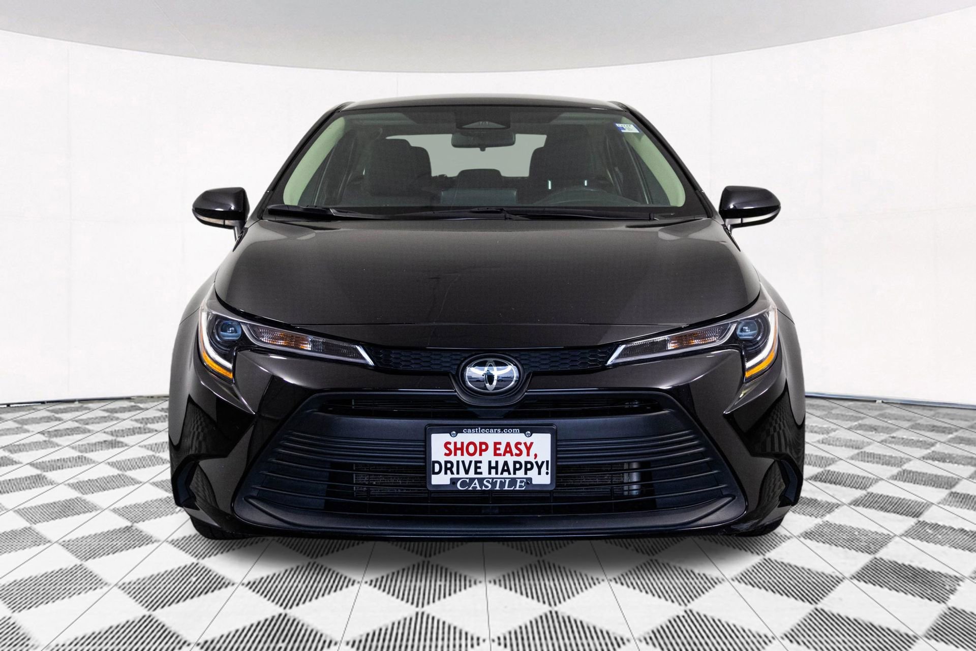 Used 2024 Toyota Corolla LE image 7