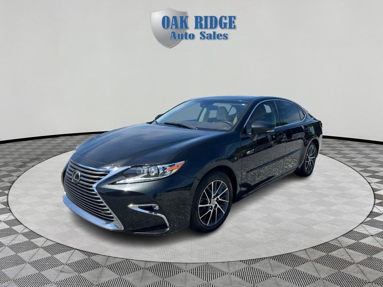 Used 2016 Lexus ES 350 w/ Luxury Package w/Wood Trim FWD video 1