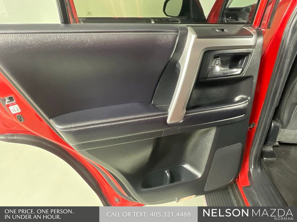 Used 2019 Toyota 4Runner SR5 Premium AWD/4WD image 19