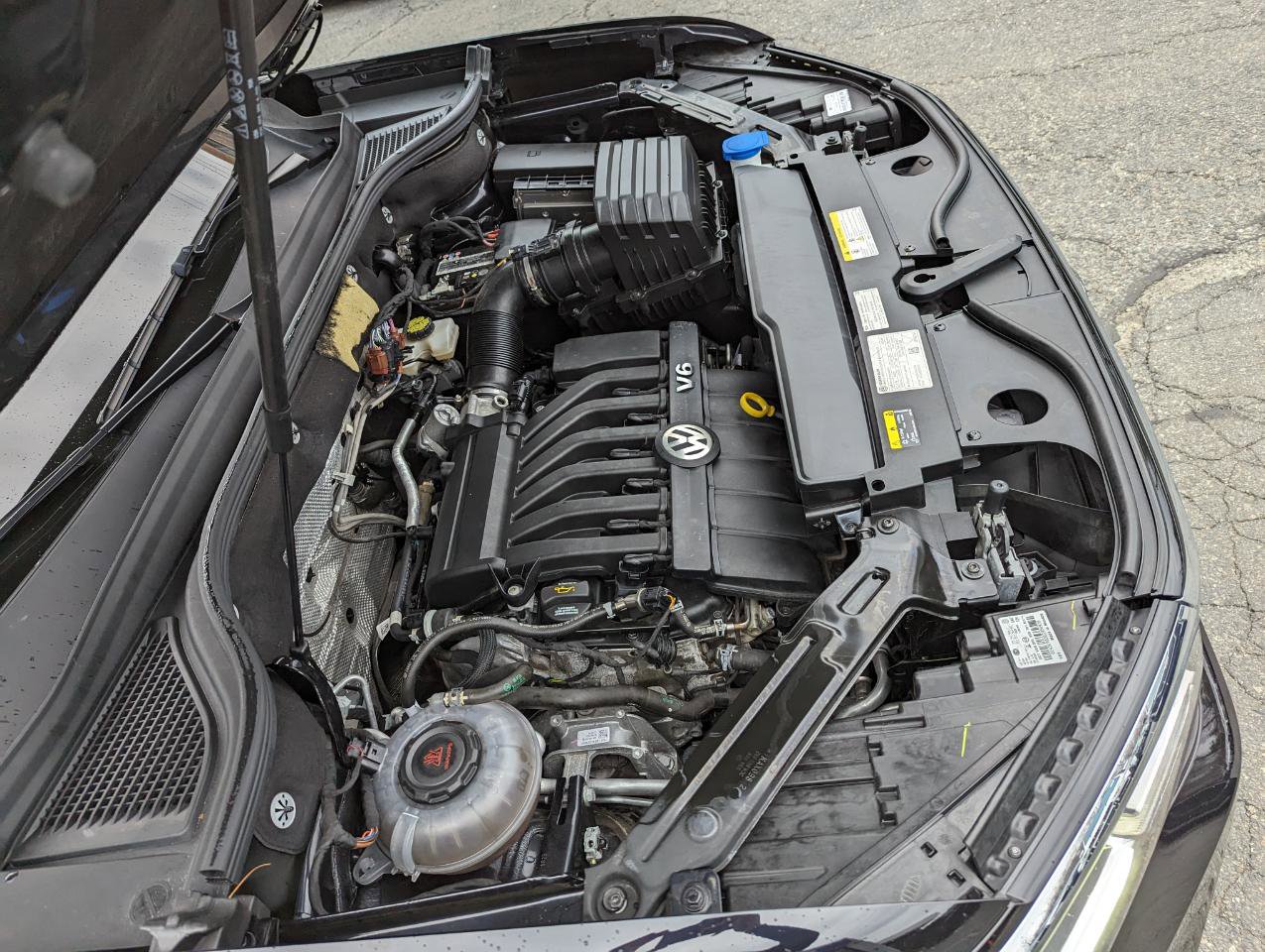 Used 2023 Volkswagen Atlas SE w/ Panoramic Sunroof Package image 49