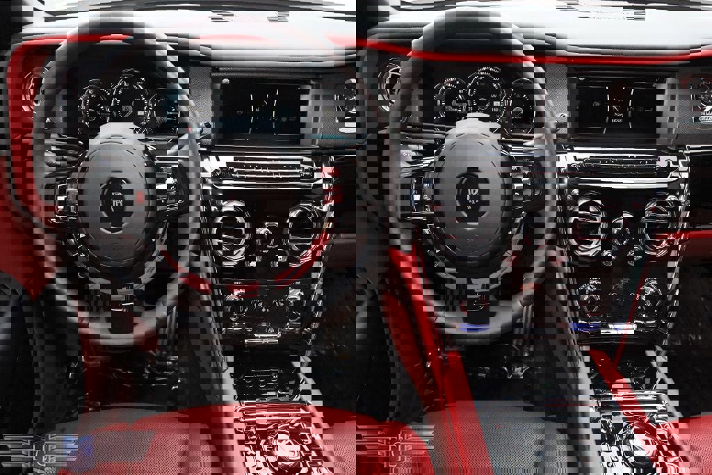 Used 2019 Rolls-Royce Cullinan image 32