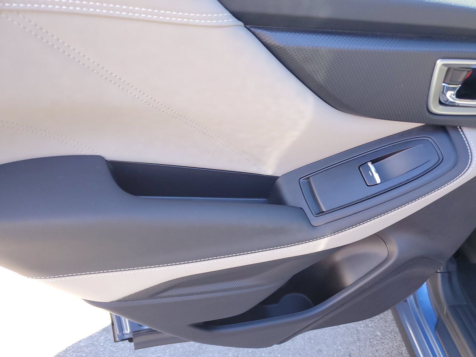 Used 2023 Subaru Forester Limited AWD/4WD image 16