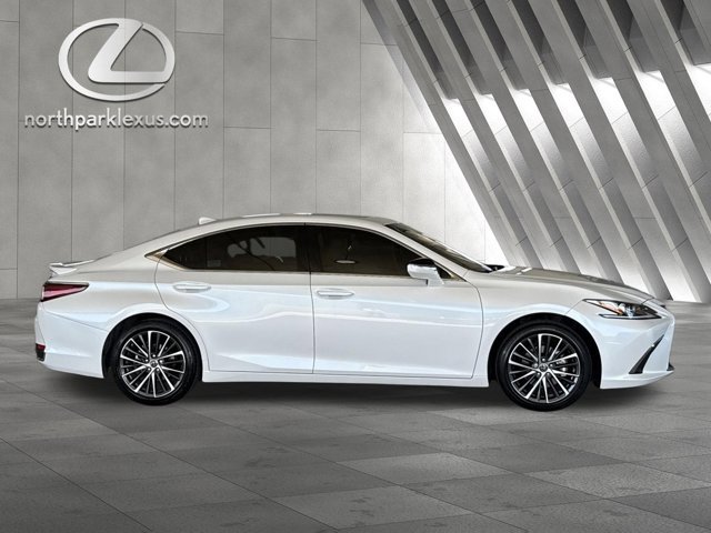 Certified 2025 Lexus ES 300h w/ Premium Package FWD image 4