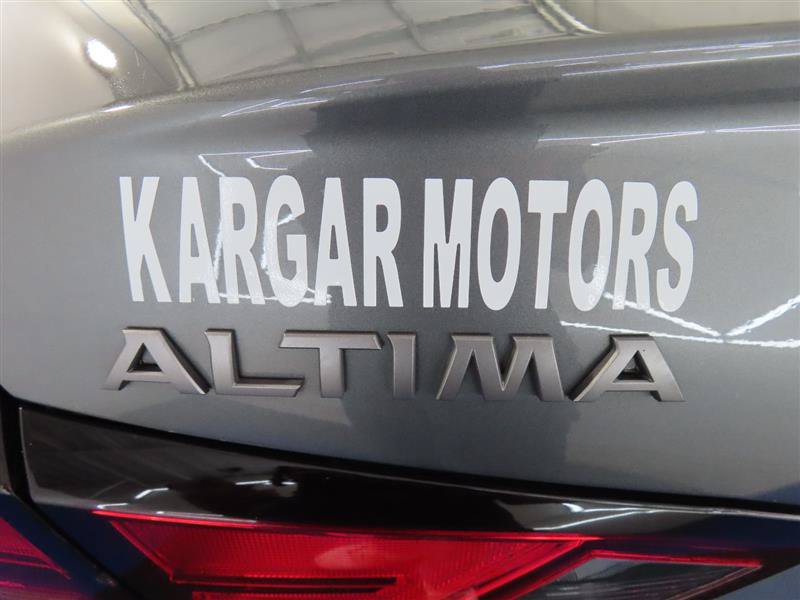 Used 2024 Nissan Altima 2.5 SV FWD image 12