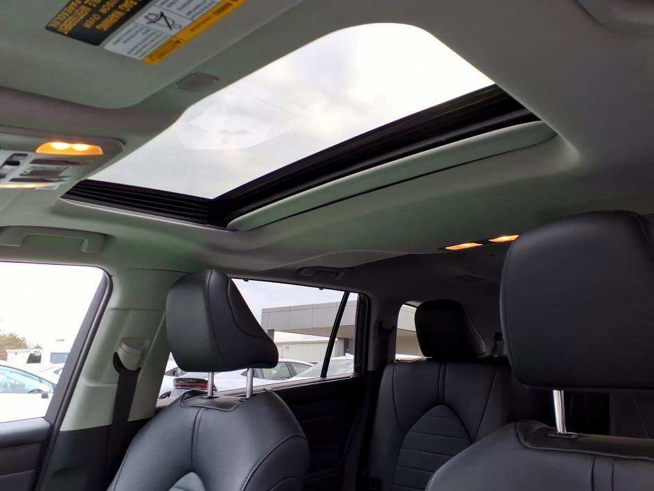 Certified 2024 Toyota Highlander XLE image 15