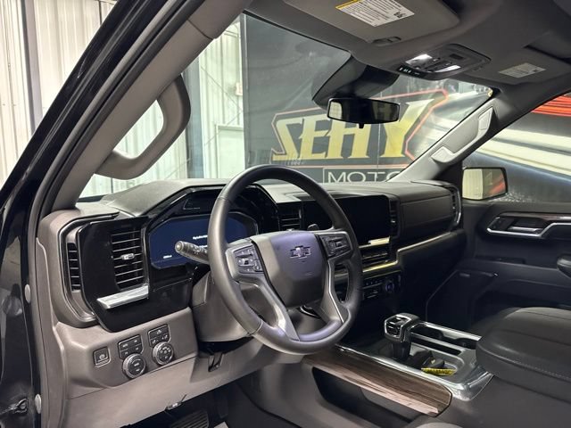 Used 2023 Chevrolet Silverado 1500 RST w/ All Star Edition Plus AWD/4WD image 6