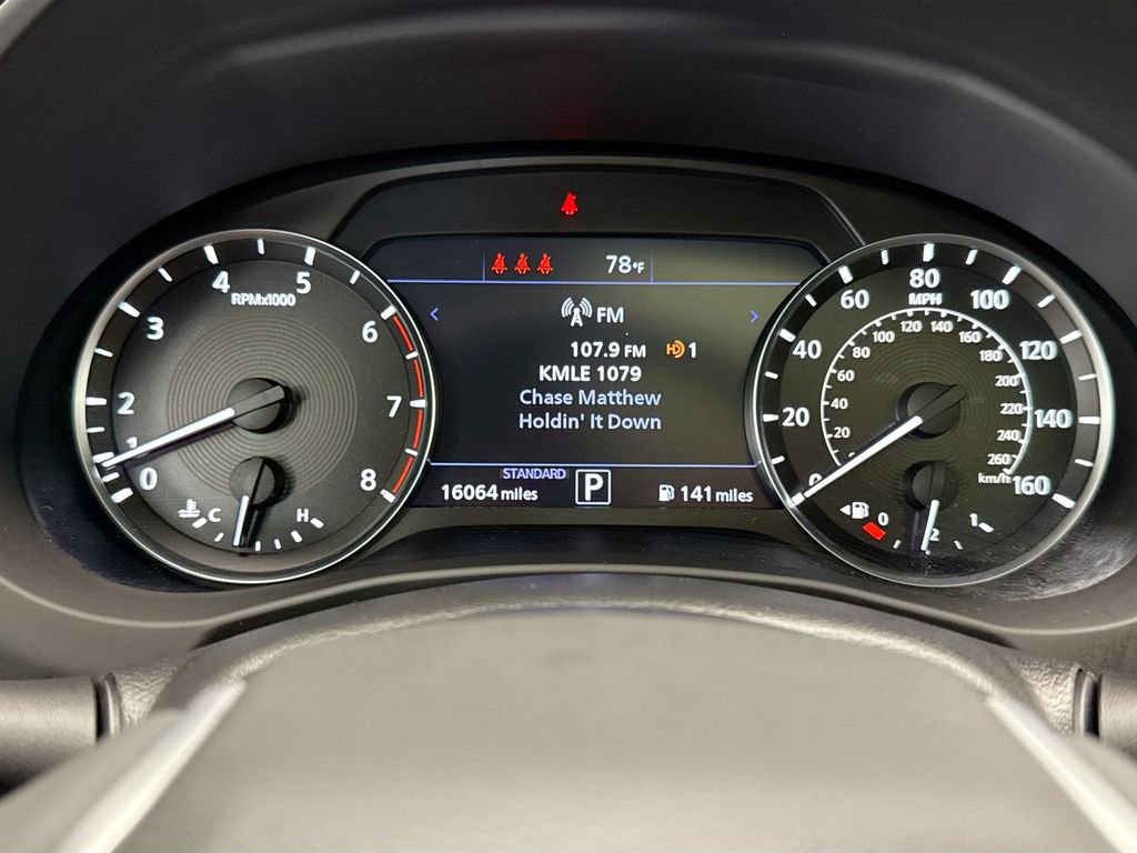 Used 2023 INFINITI QX50 Luxe AWD/4WD image 32
