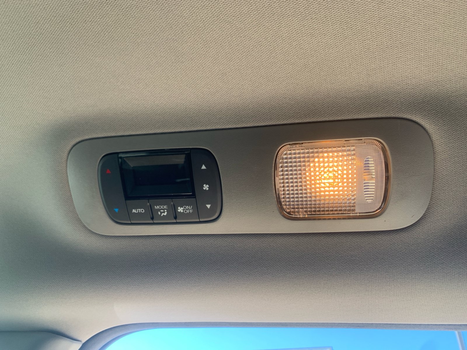 Used 2024 Honda Odyssey EX-L image 38
