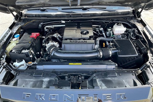 Certified 2023 Nissan Frontier SV w/ SV Convenience Package image 9