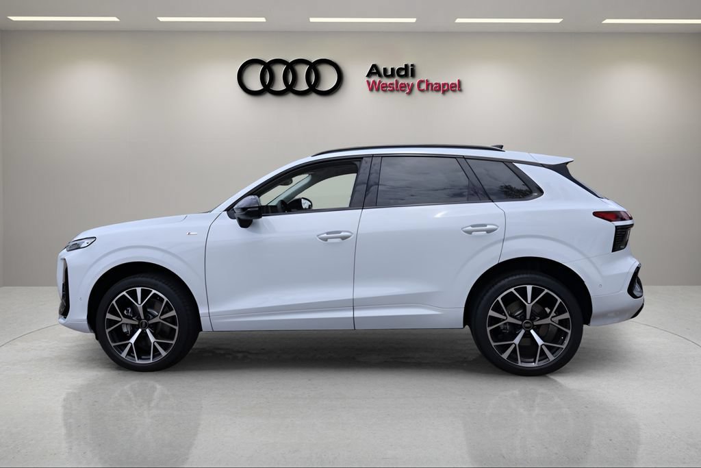 New 2026 Audi Q3 quattro 2.0T AWD/4WD image 2