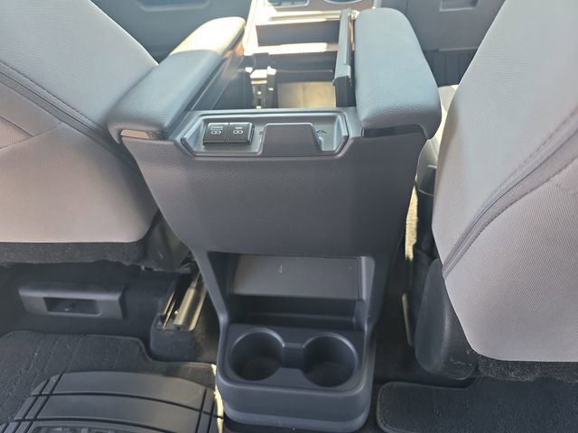 Used 2024 Toyota Sienna LE FWD image 22