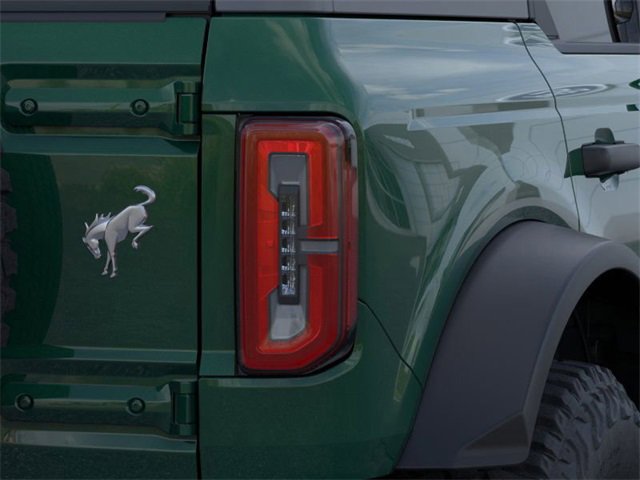 Used 2025 Ford Bronco Badlands image 23