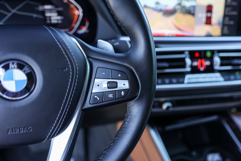 Used 2021 BMW X6 sDrive40i w/ Executive Package RWD image 16
