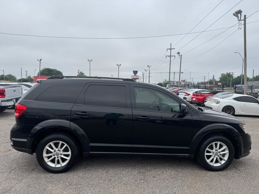Used 2017 Dodge Journey SXT FWD image 7