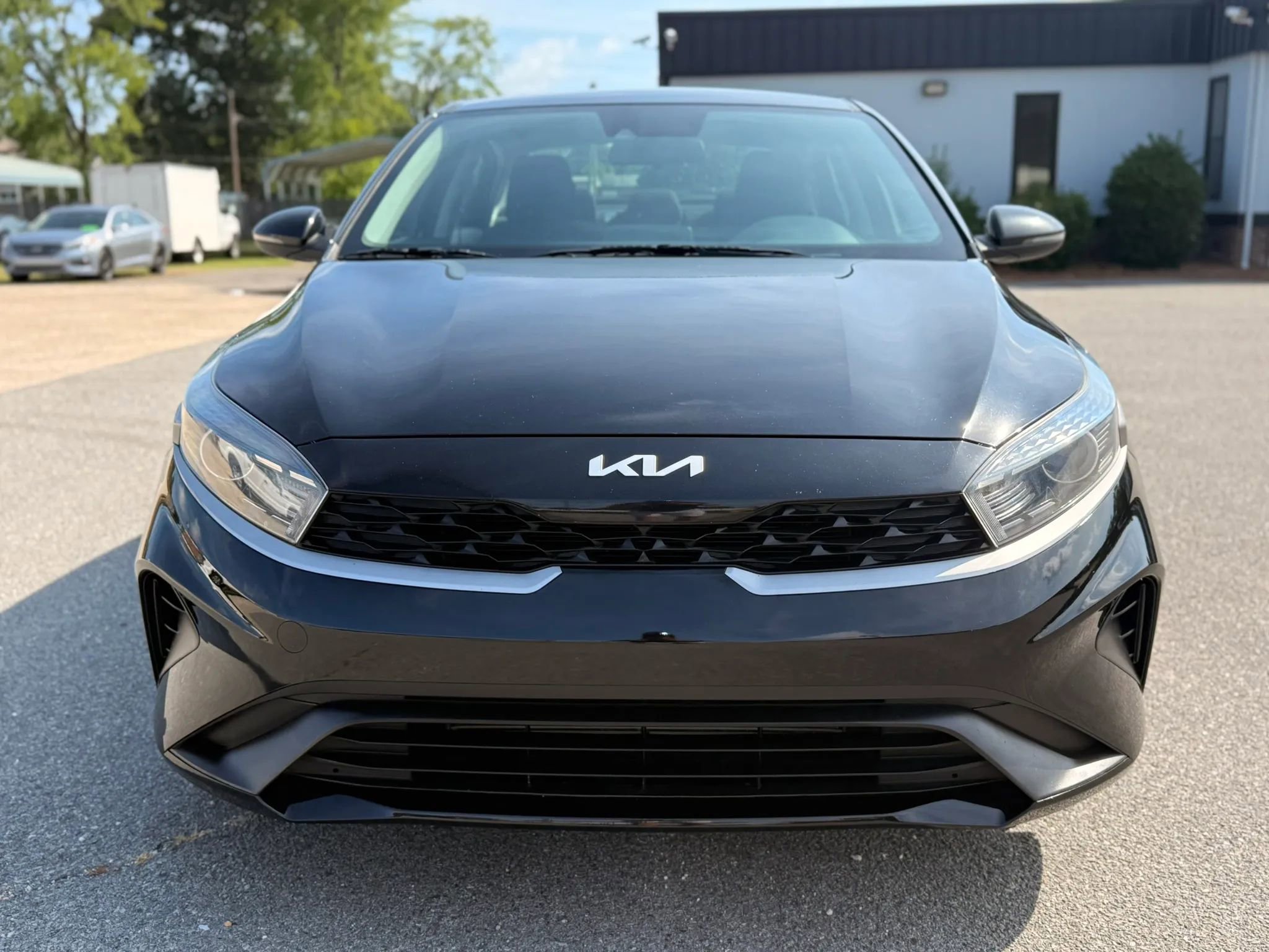 Used 2022 Kia Forte LXS w/ LXS Technology Package FWD image 4