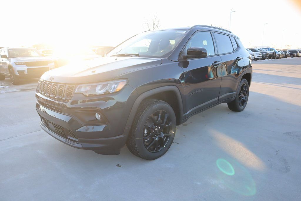 New 2026 Jeep Compass Latitude image 10
