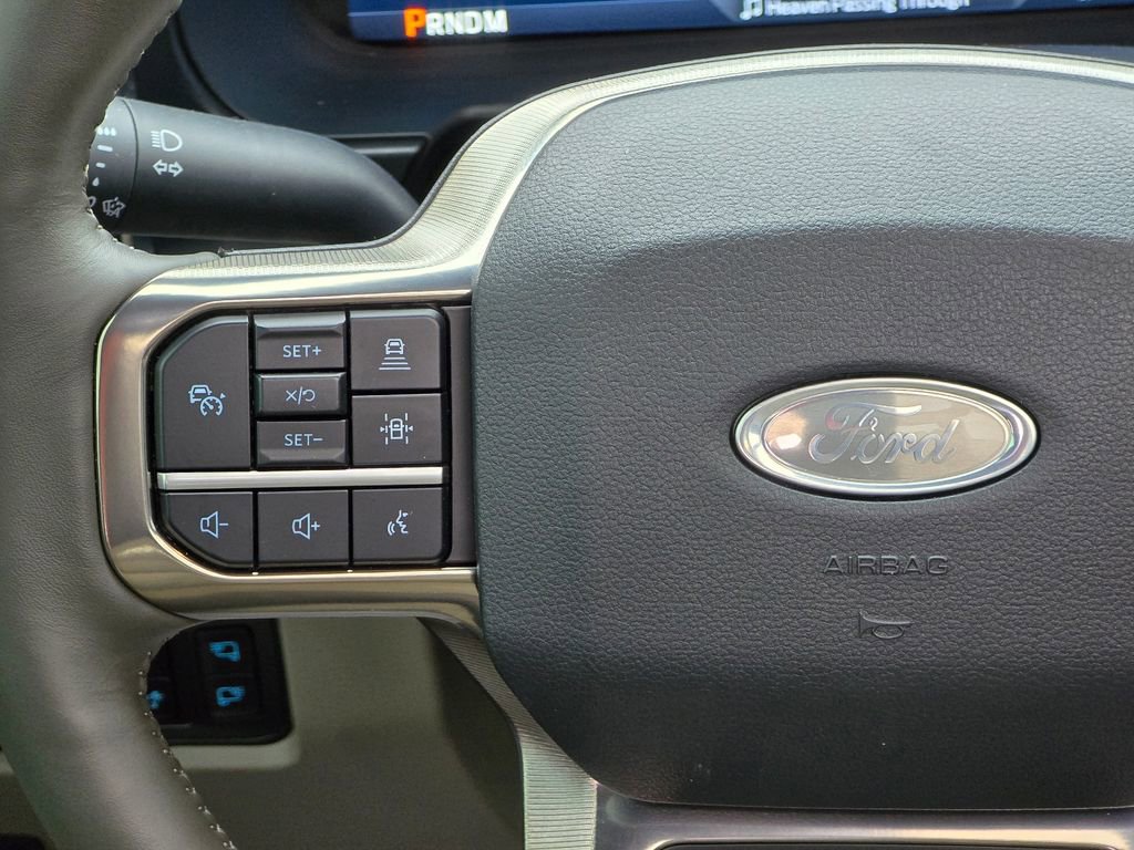 Used 2026 Ford F450 Platinum w/ Platinum Plus Package image 15
