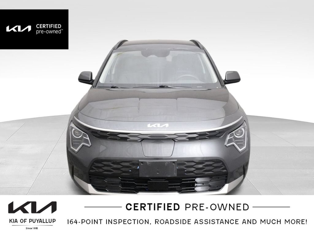 Certified 2023 Kia Niro Wind w/ Wind Preserve Package FWD image 3