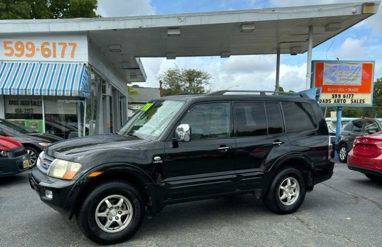 Used 2001 Mitsubishi Montero Limited AWD/4WD image 1