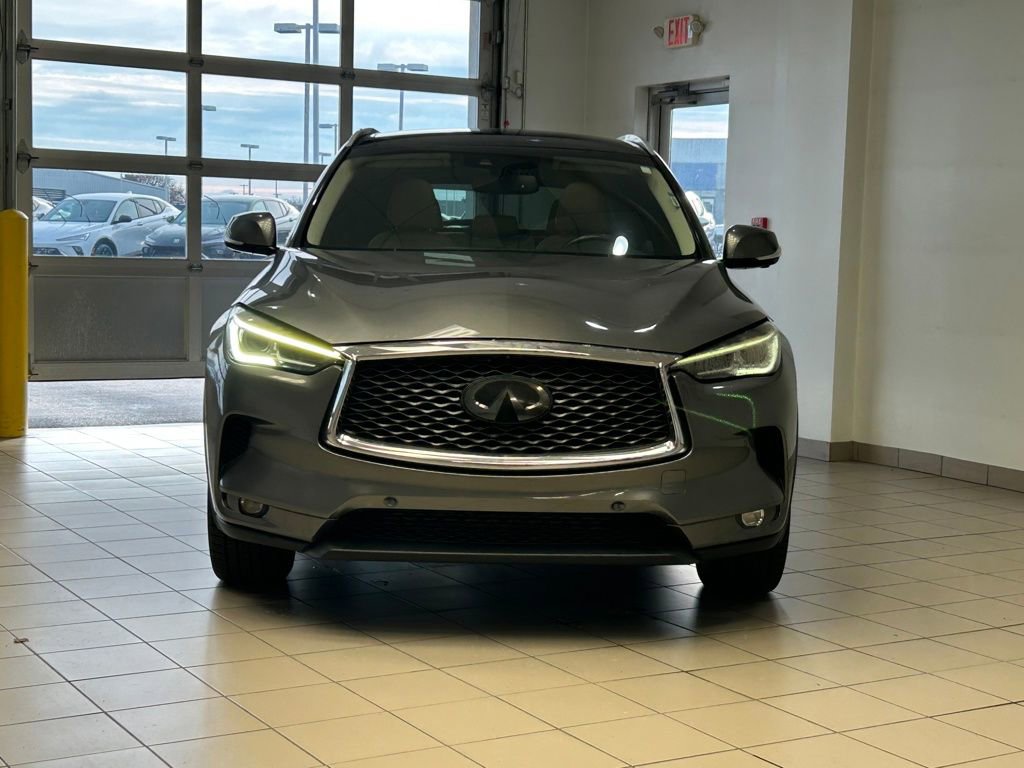 Used 2019 INFINITI QX50 Luxe image 2