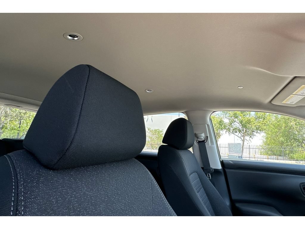 Used 2027 Honda HR-V LX image 20