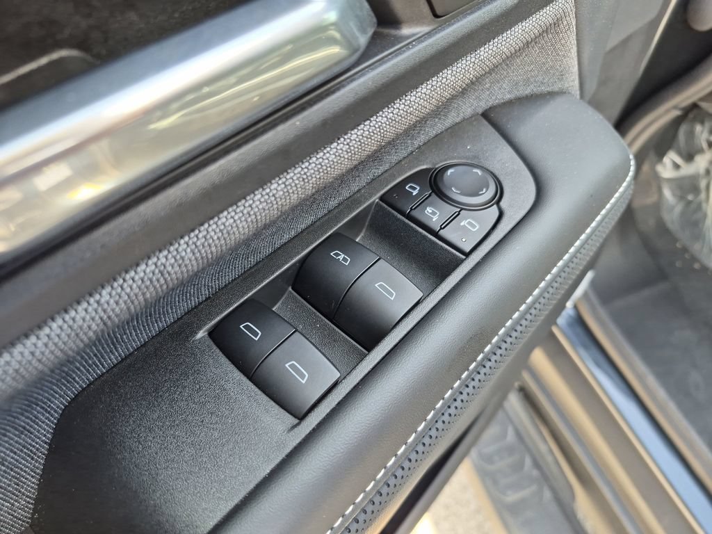 New 2026 GMC Sierra EV Elevation w/ Premium Package AWD/4WD image 21