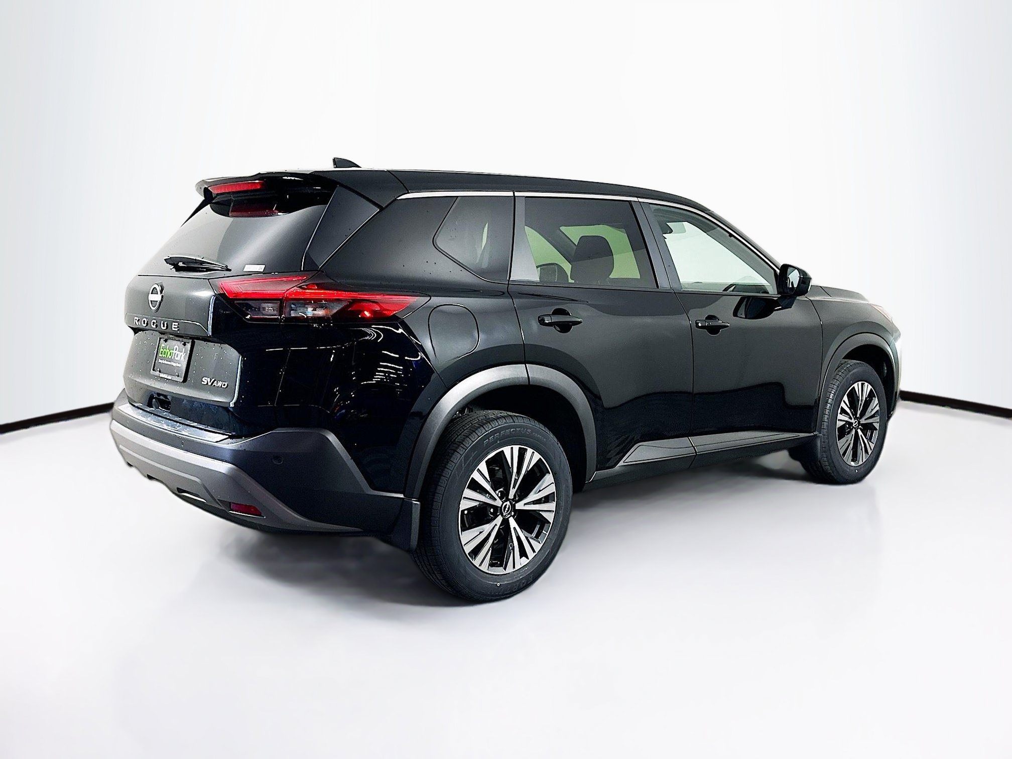 Used 2023 Nissan Rogue SV AWD/4WD image 9