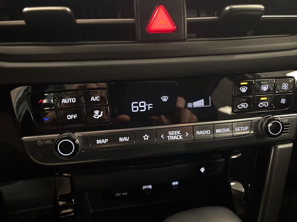 Used 2024 Kia Seltos SX image 11