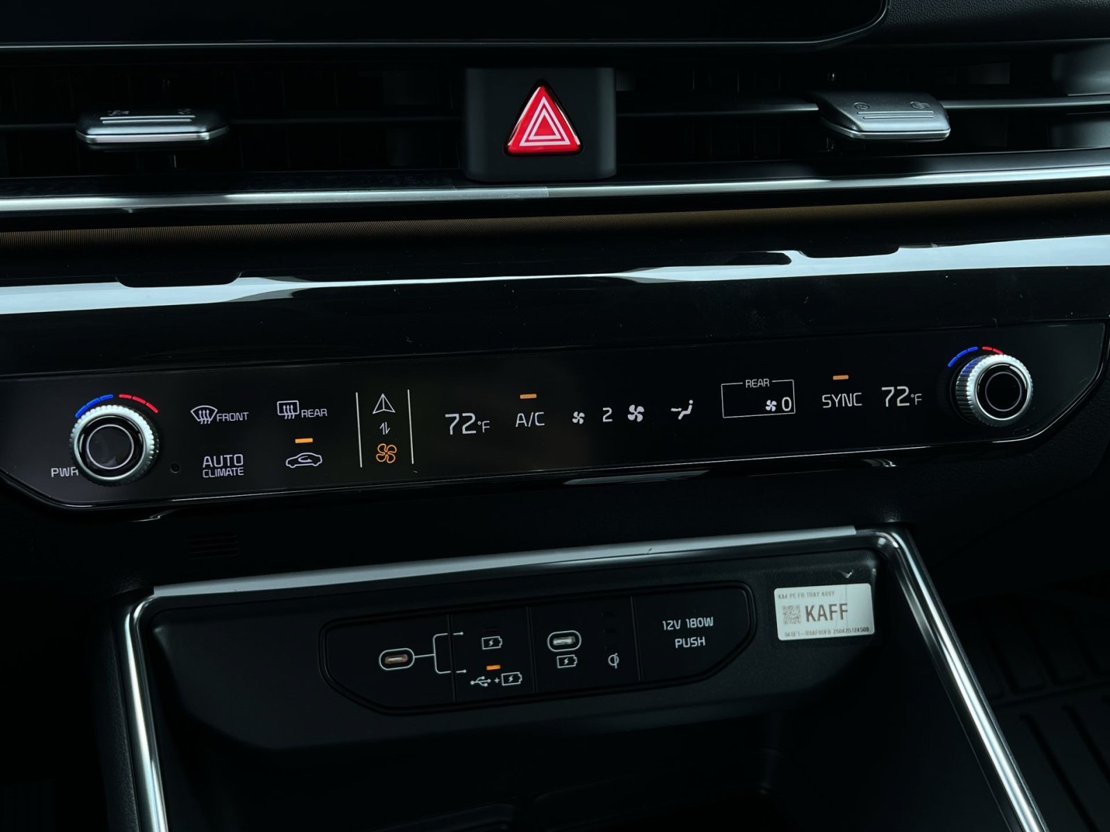 New 2027 Kia Carnival SX Prestige FWD image 28