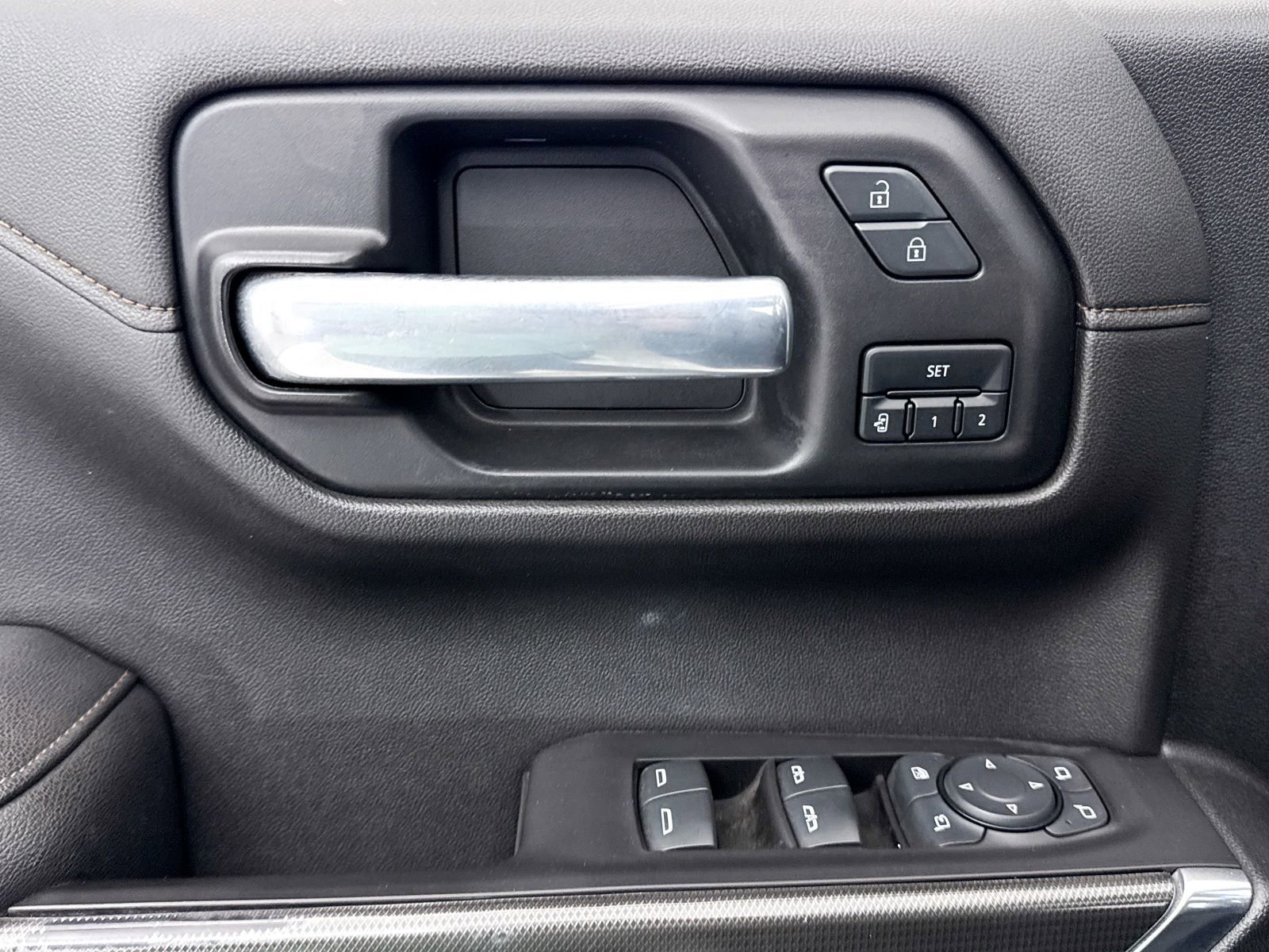 Used 2021 GMC Sierra 1500 AT4 w/ AT4 Value Package image 31