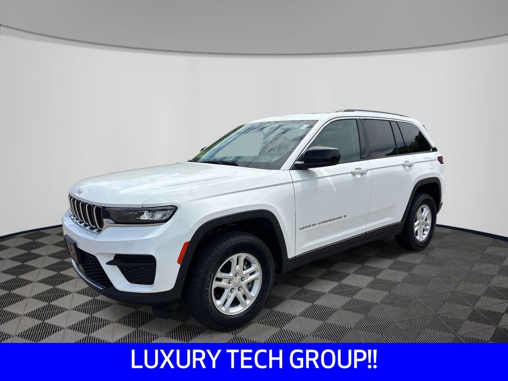 Certified 2023 Jeep Grand Cherokee Laredo w/ Luxury Tech Group I