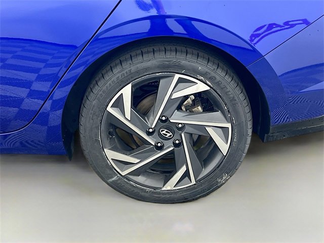 Used 2024 Hyundai Elantra Limited image 37