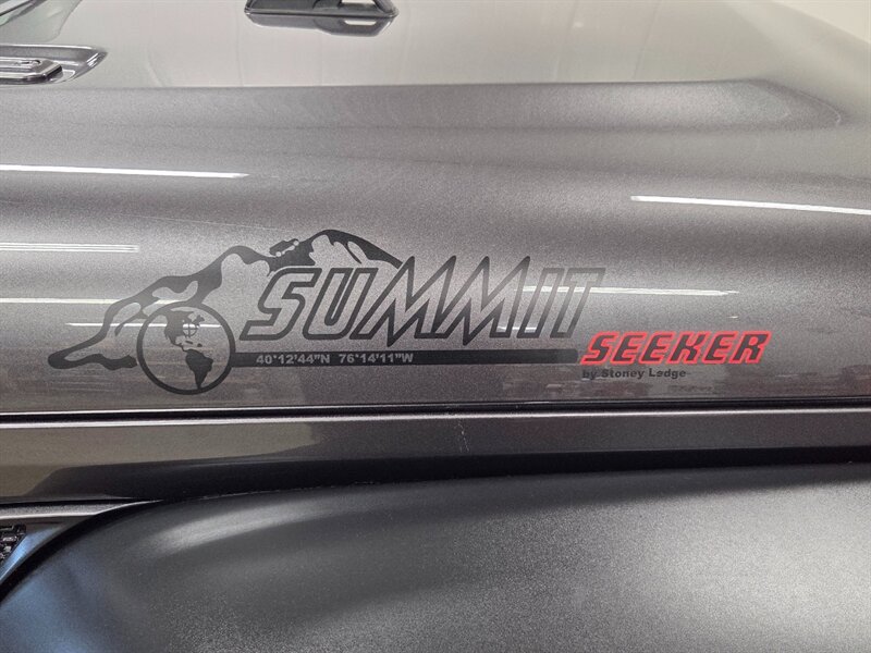 Used 2022 Jeep Wrangler Unlimited Sport AWD/4WD image 14