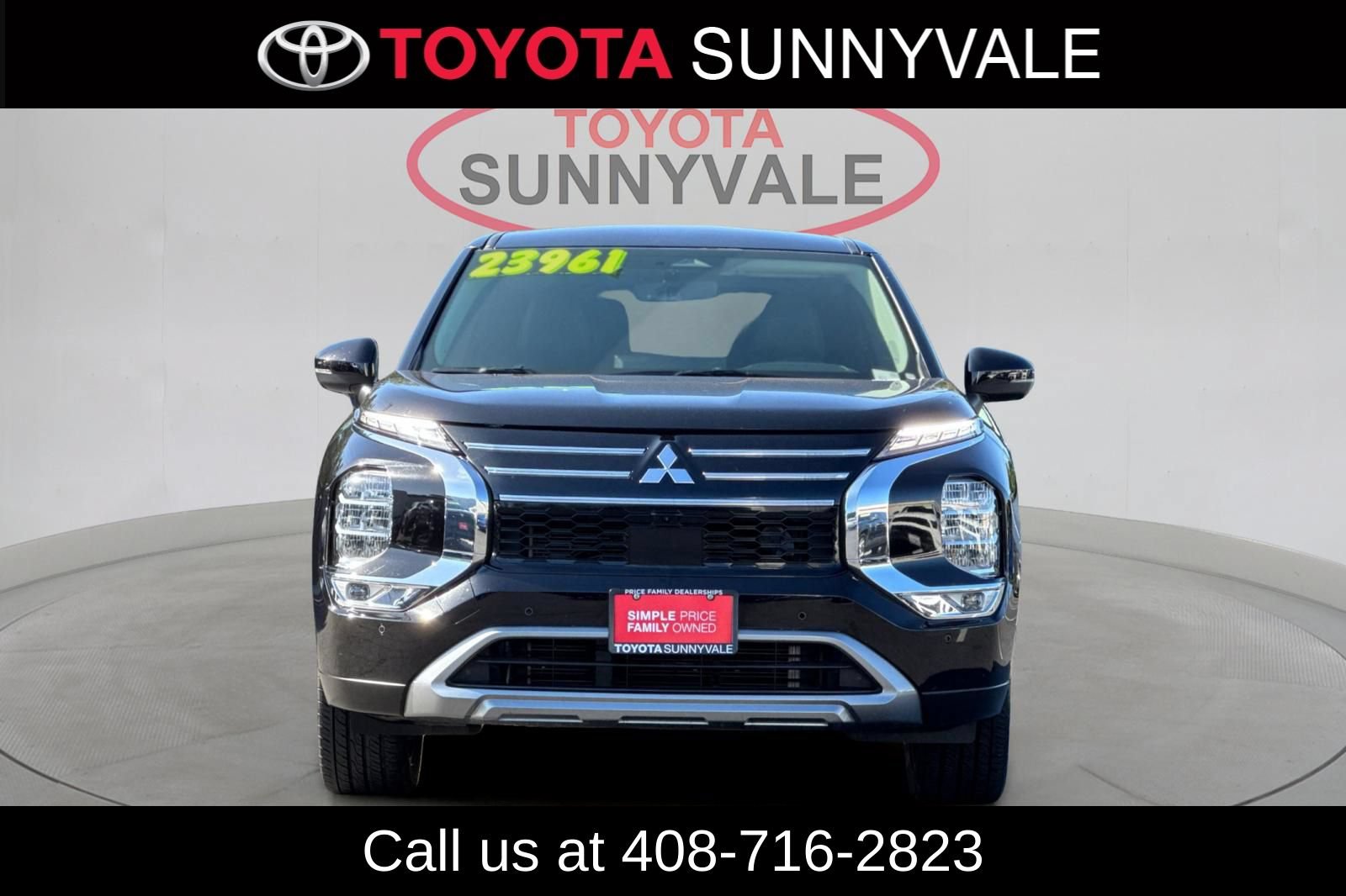 Used 2025 Mitsubishi Outlander SE FWD image 11