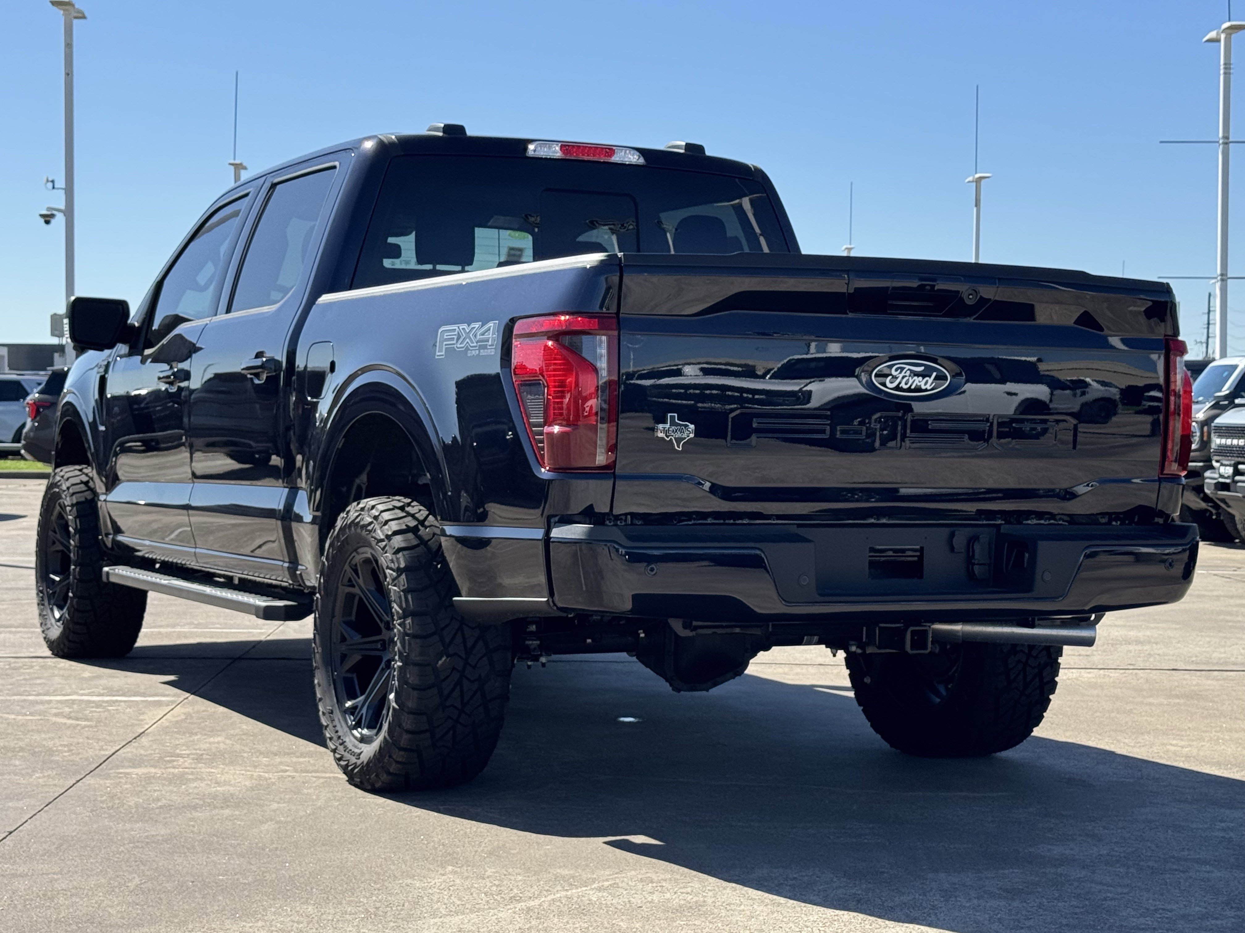 New 2026 Ford F150 XLT w/ Equipment Group 302A MID AWD/4WD image 8